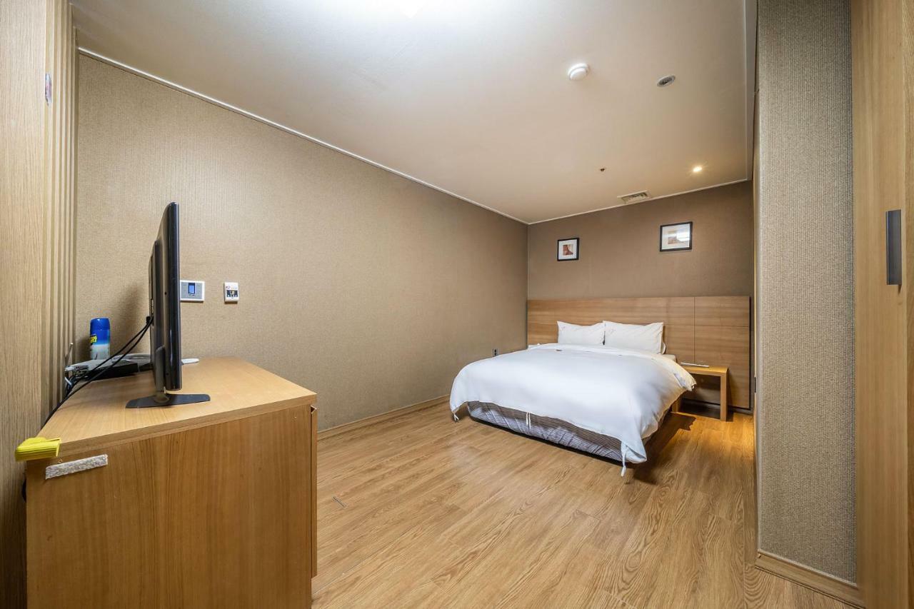 Stellamaris Hotel Wolmido Incheon Bagian luar foto